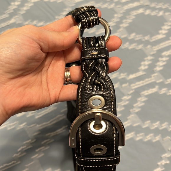 Early 2000s black Coach Shoulder bag with original duster bag. - Picture 4 of 6